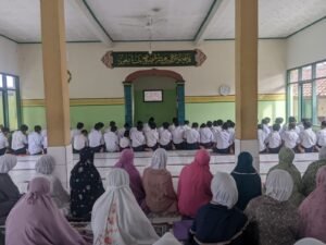 MTsN 2 Tasikmalaya Didik Siswa Jadi Generasi Emas Lewat Salat Duha