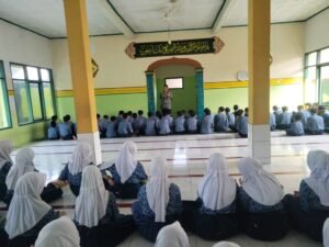 Heboh! Siswa Kelas 9 MTsN 2 Tasikmalaya Dapat Peringatan Penting: “Semua Amal Tergantung Niat!”