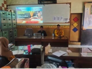 Silaturahmi dan Pendampingan Pengawas MA: Kunjungan Bapak Rusman Faoz ke MTsN 2 Tasikmalaya