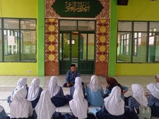 Tak Disangka, Begini Antusias Siswa MTsN 2 Saat Ikut Kajian Kitab Kuning