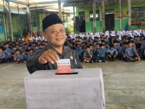 Rekap Cepat Bikin Heboh! Paslon 2 Unggul Telak di OSIM 2025!