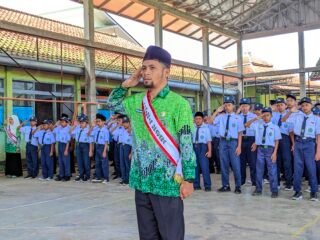Upacara Hari Guru Nasional di MTsN 2 Tasikmalaya Berlangsung Khidmat