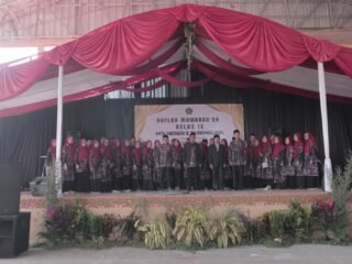 Haflah Muwadda'ah Kelas IX MTs Negeri 2 Tasikmalaya Tahun Pelajaran 2025/2026 Berlangsung Khidmat